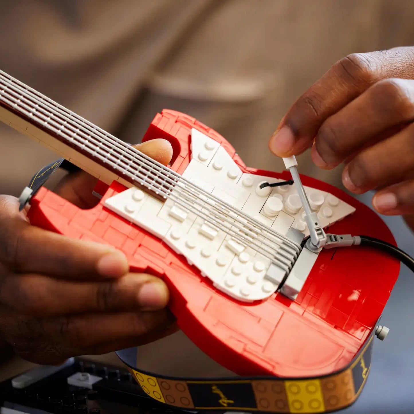Guitare Stratocaster (1074 pièces)