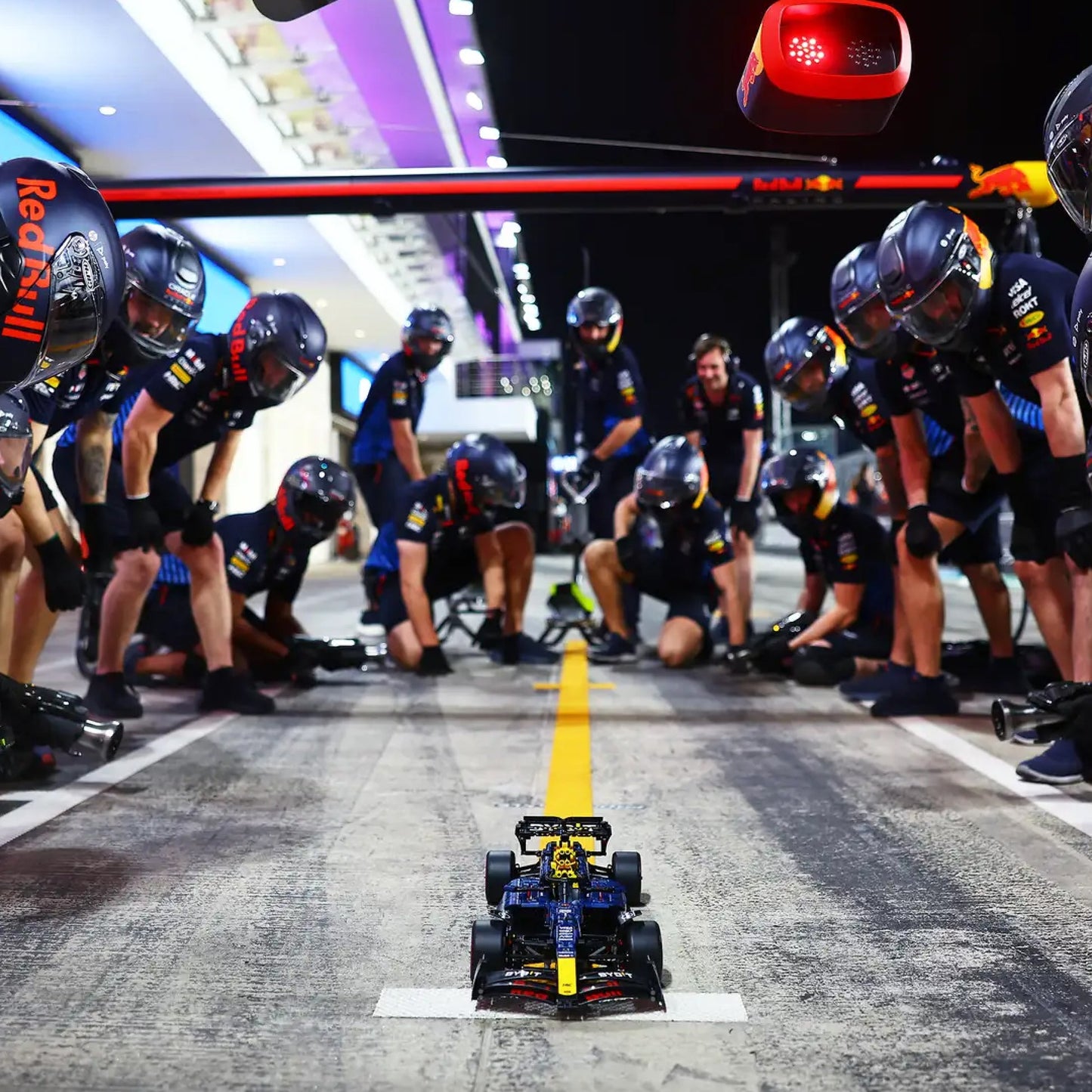 Red Bull RB20 F1 (1639 pièces)