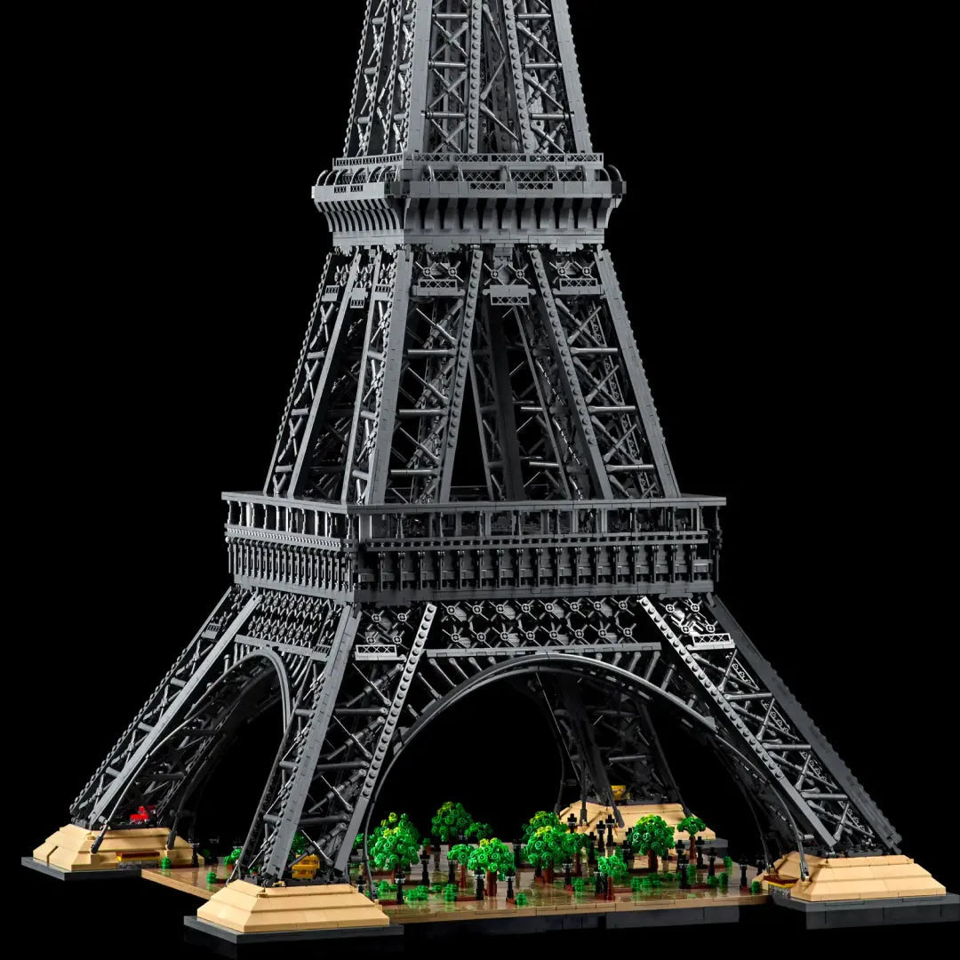 Tour Eiffel (10 001 pièces)