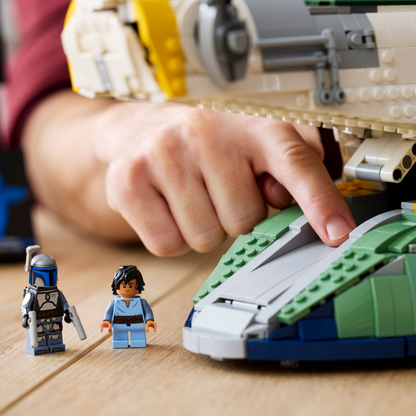 Vaisseau spatial de classe Firespray de Jango Fett (2 970 pièces)
