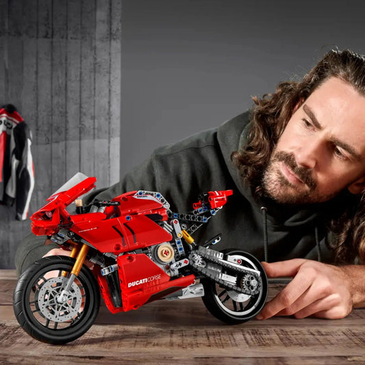Ducati Panigale V4R (646 pièces)