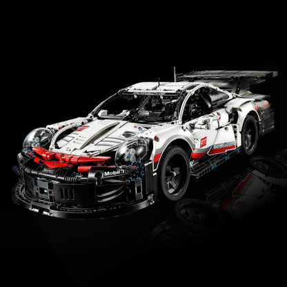 Porsche 911 RSR (1580 pièces)