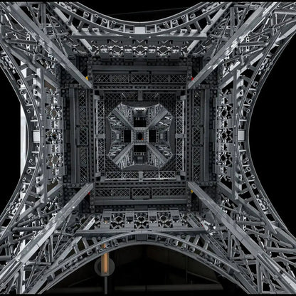 Tour Eiffel (10 001 pièces)